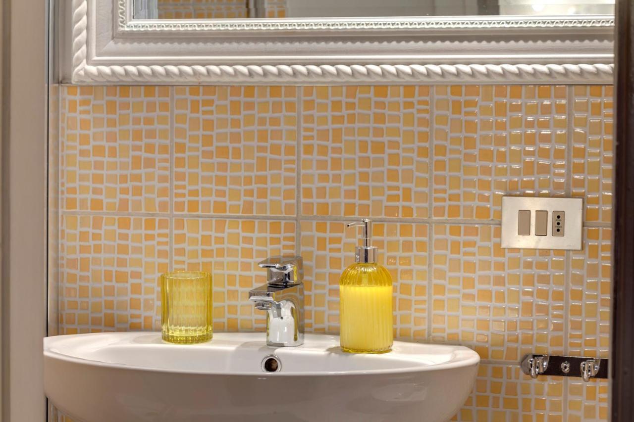 Florence Holiday Homes Santa Maria Novella Экстерьер фото